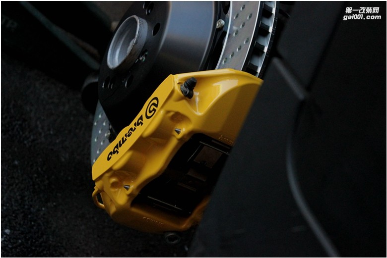 海亞：寶馬X6 升級 德國BBS CH-R 21寸輪轂 意大利brembo GT6 GT4 全原裝剎車套件