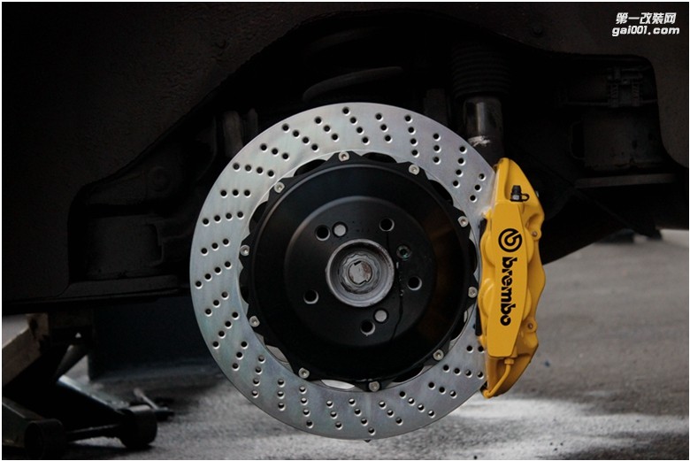 海亞：寶馬X6 升級 德國BBS CH-R 21寸輪轂 意大利brembo GT6 GT4 全原裝剎車套件