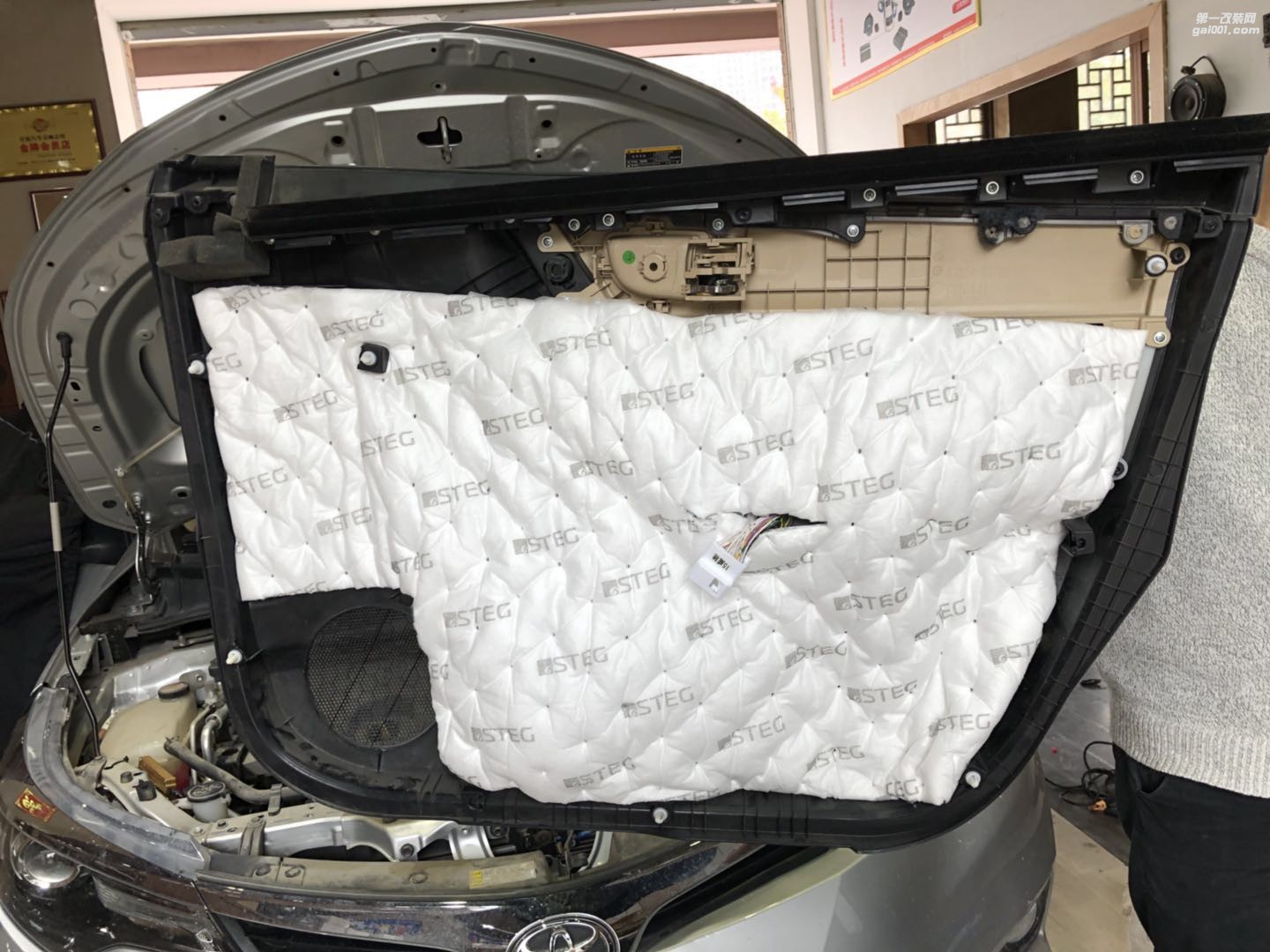 廣東汕頭市星悅汽車音響改裝豐田雷凌汽車音響改裝音響意大利赫茲套裝享受美妙歌曲帶來的輕松懈意
