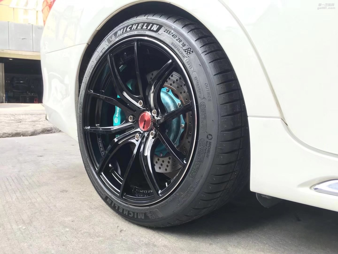 銳志 ? 全新 57FXX ? 全新米其林 PS4