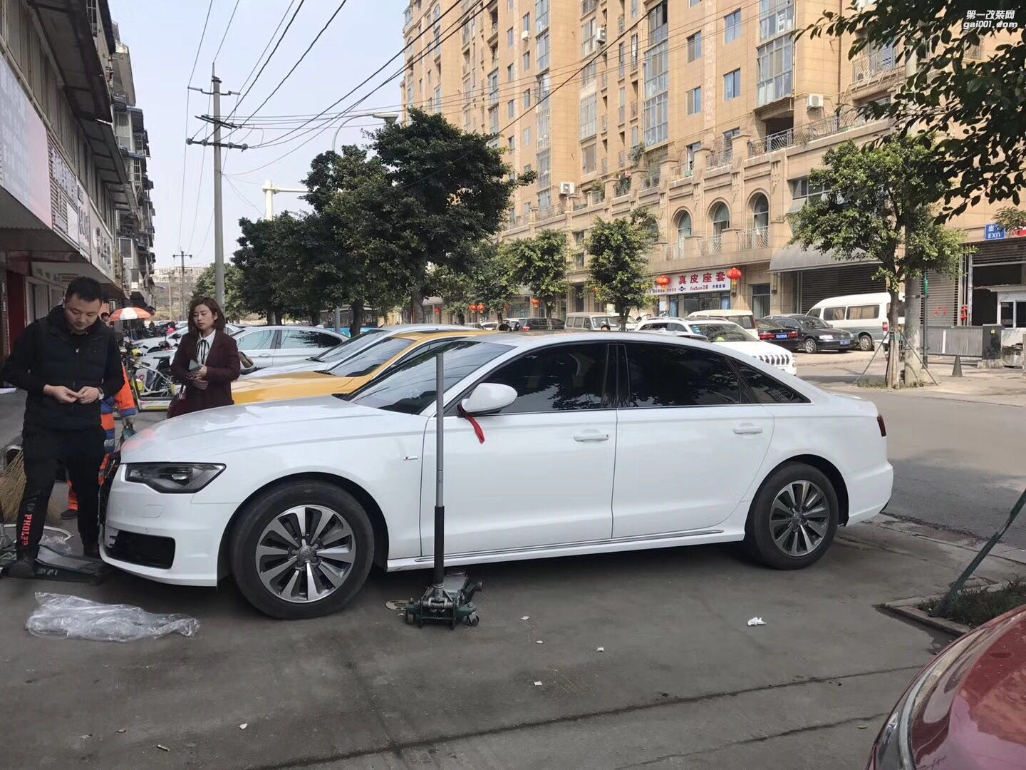 成都輪轂改裝店 奧迪A6L 升級改裝輪轂 17寸升級18寸胎齡