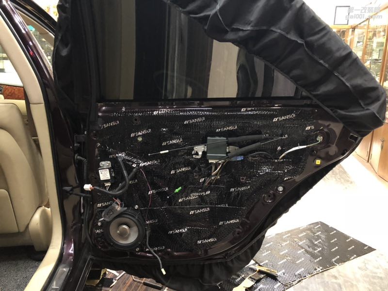 汕頭豐田皇冠汽車隔音減小風(fēng)噪四門升級(jí)三層減弱噪音用山水隔音全新降噪體驗(yàn)汕頭市星悅汽車音響