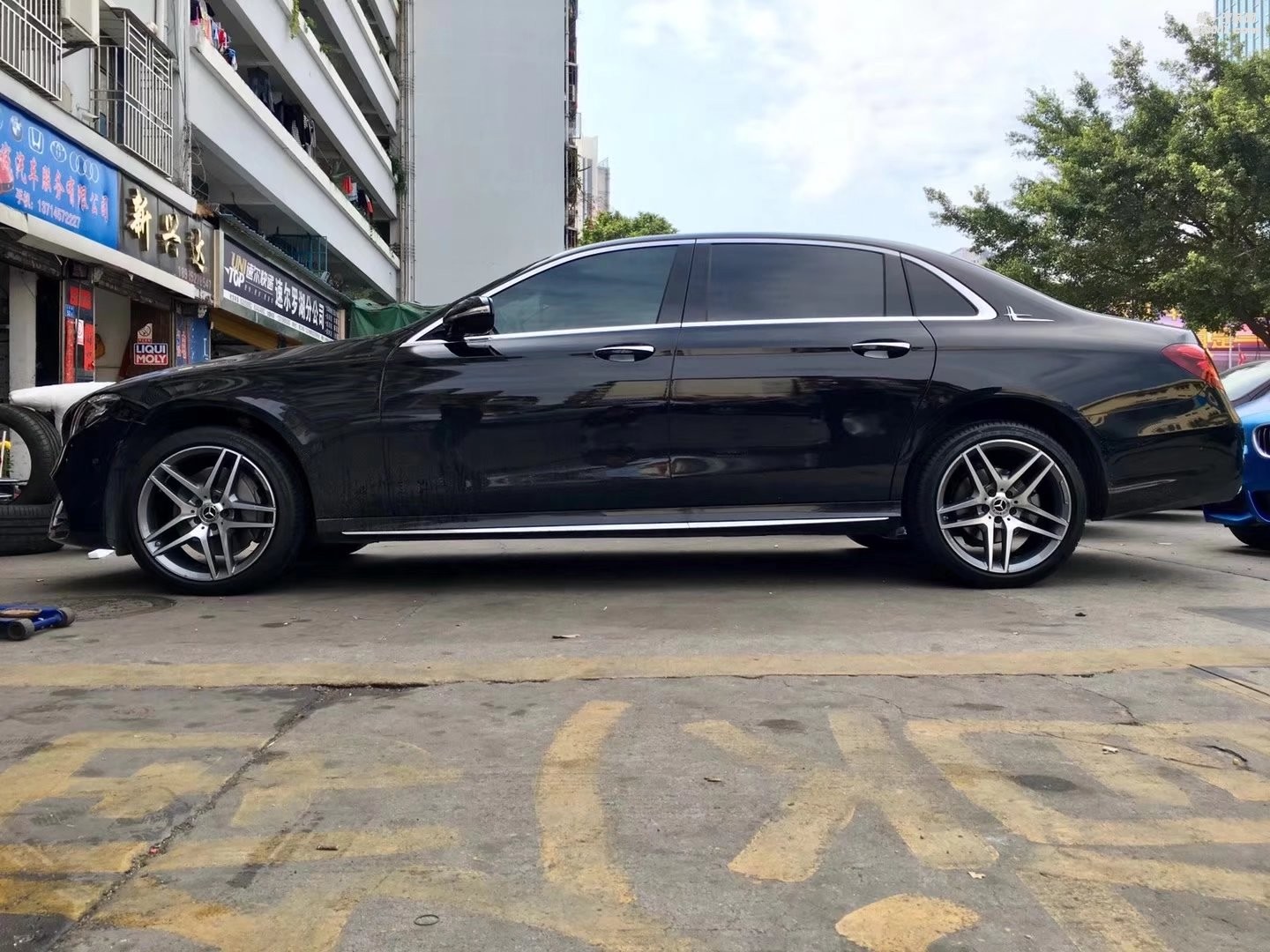 奔馳,換 原裝 19寸 AMG 完工!