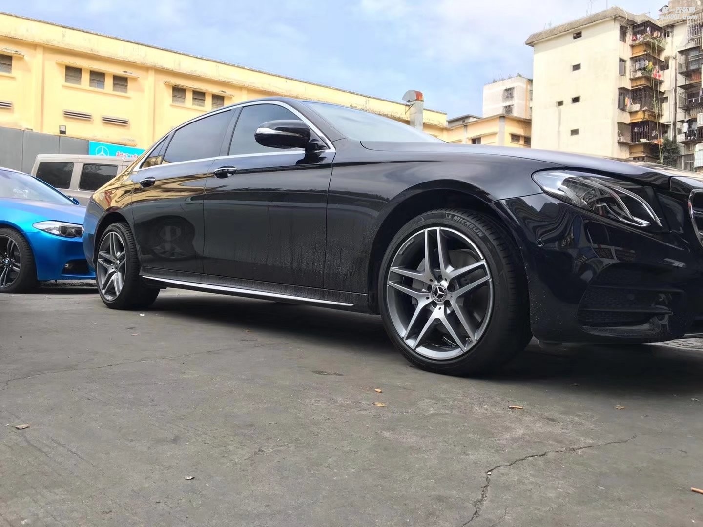奔馳,換 原裝 19寸 AMG 完工!