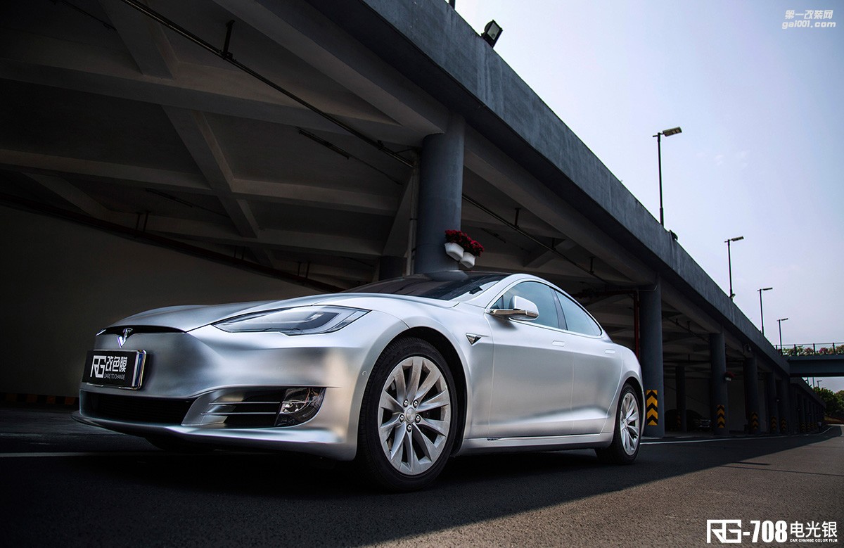 特斯拉Model S 90D全車改色案例分享  電光銀