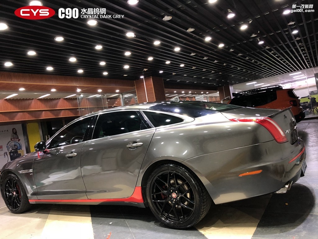 成都靚車會(huì)青羊店捷豹XJL水晶鎢鋼車身改色貼膜