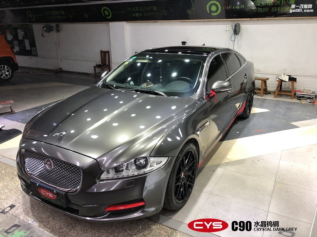 成都靚車會(huì)青羊店捷豹XJL水晶鎢鋼車身改色貼膜