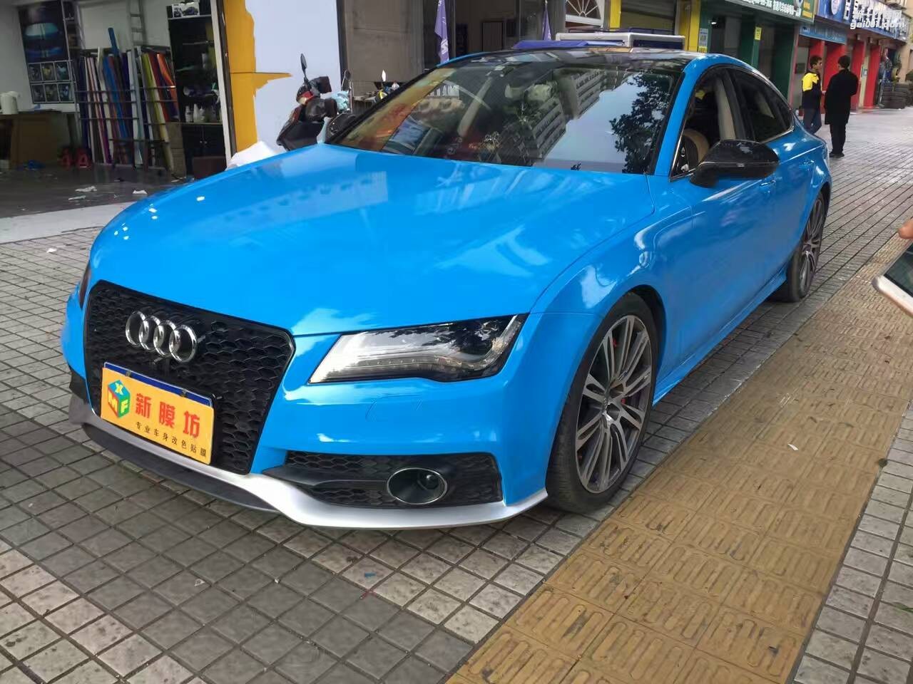 成都車身貼膜改色奧迪A7 全車改色貼膜電光藍(lán)高光冰淇淋藍(lán)