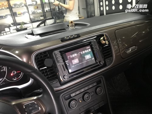 大眾甲殼蟲加裝翻蓋倒車影像