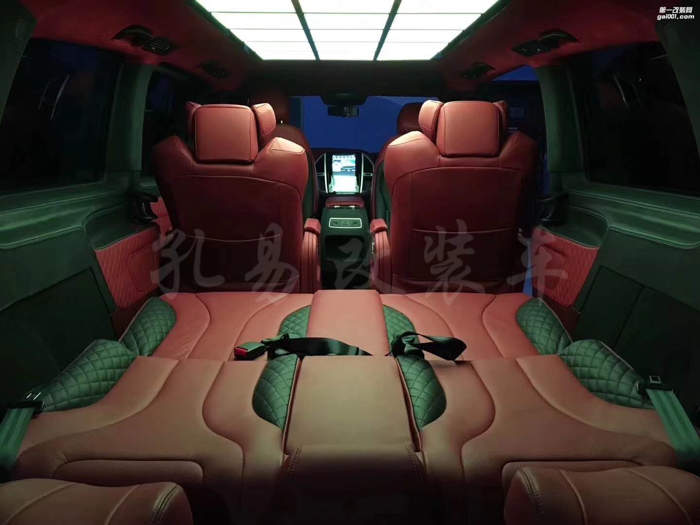 威霆商務(wù)車內(nèi)飾改裝，高端定制內(nèi)飾