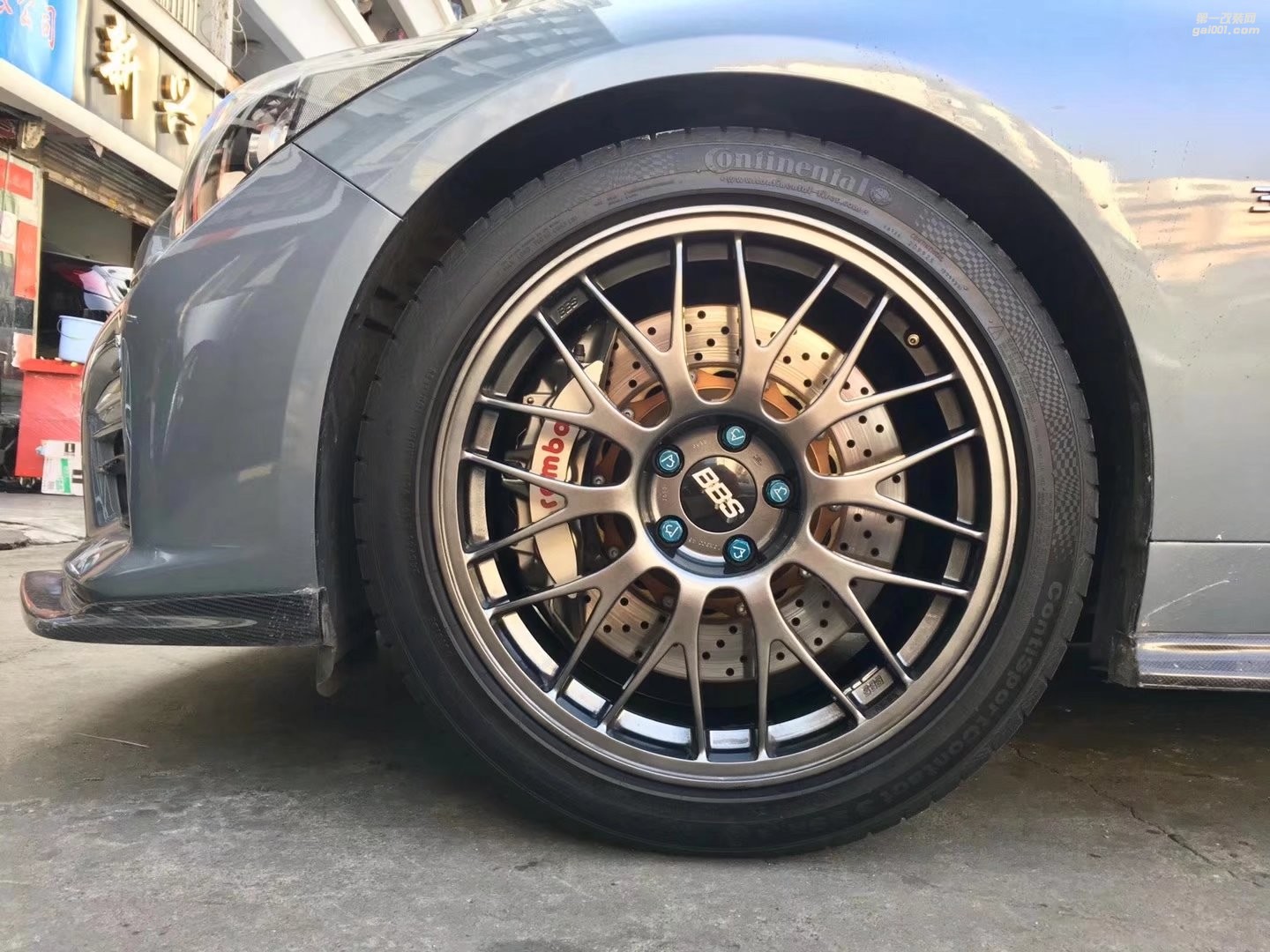 英菲尼迪，換 19寸  鍛造 BBS  完工！