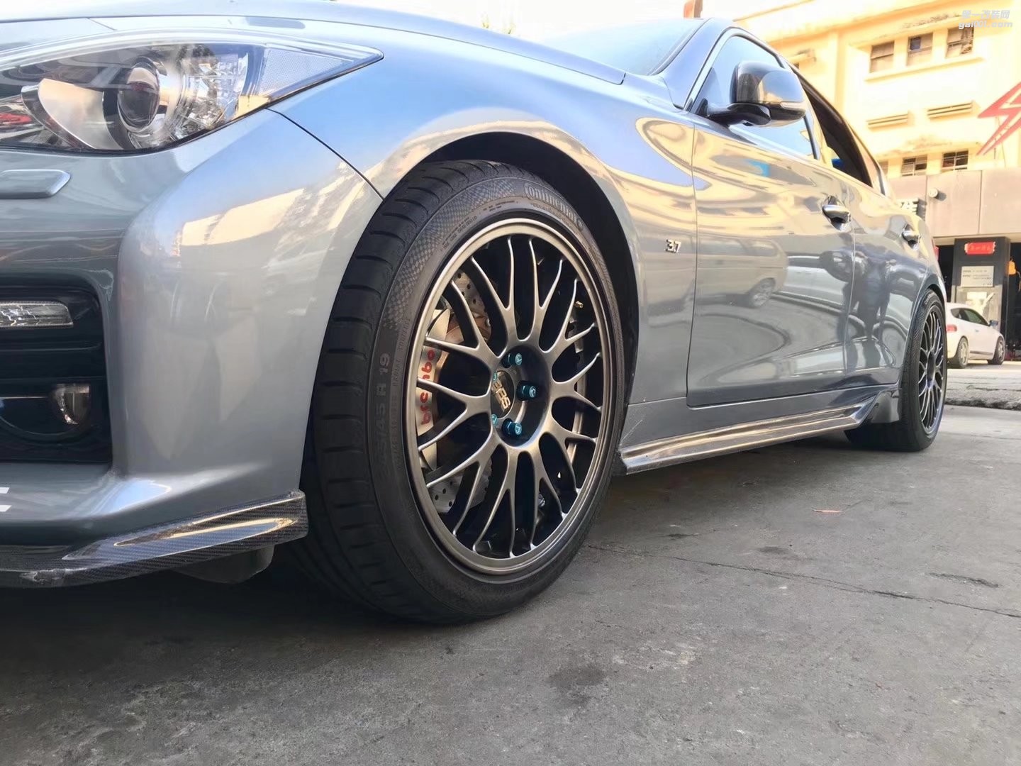 英菲尼迪，換 19寸  鍛造 BBS  完工！