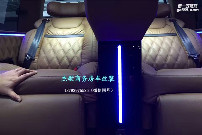 林肯領(lǐng)航員內(nèi)飾改裝、只為高端商務(wù)而生！