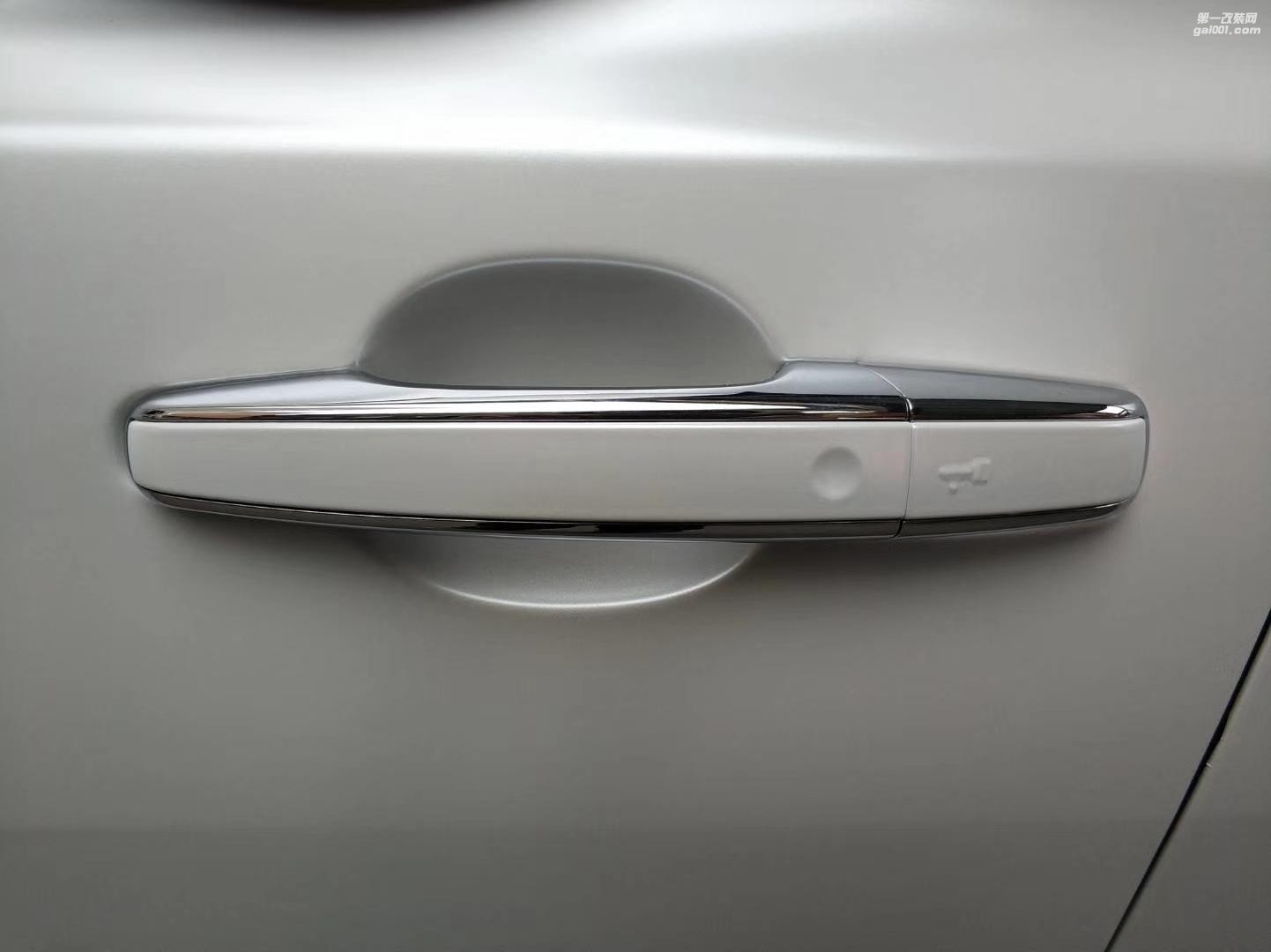 昆山捷豹XF全車電光白