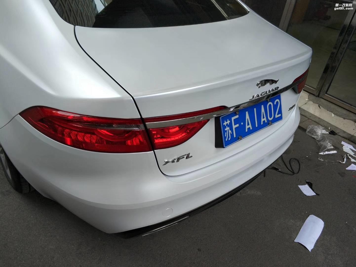 昆山捷豹XF全車電光白