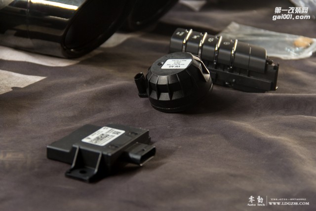 保時(shí)捷Macan升級(jí)原廠閥門排氣-長(zhǎng)沙專業(yè)保時(shí)捷改裝