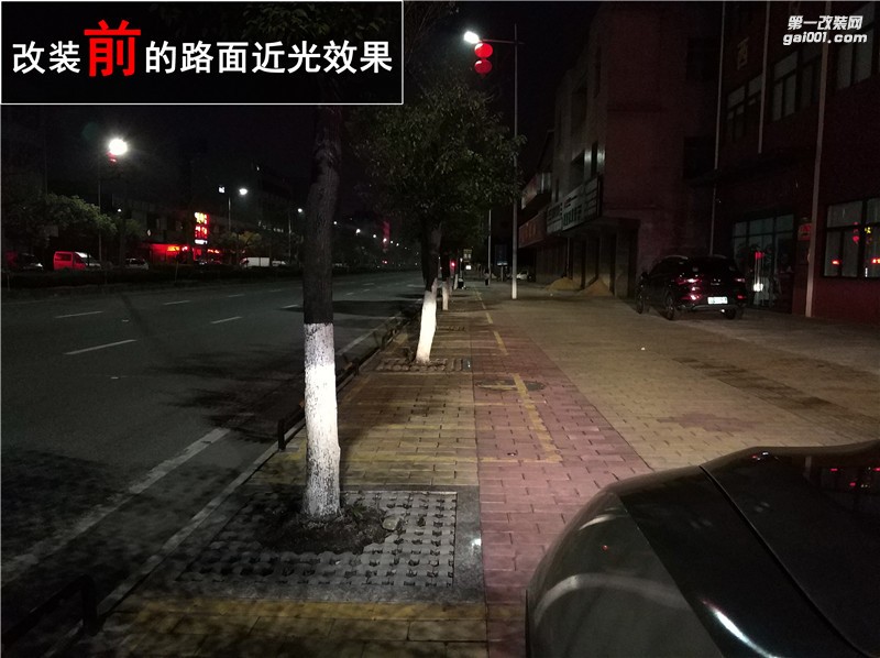 寶馬X5原車博士雙光透鏡嚴(yán)重老化，燈光不夠亮，夜晚行車安全隱患重重？升級進(jìn)口海拉五+歐司朗CBI套裝輕松解決！清風(fēng)車影燈改