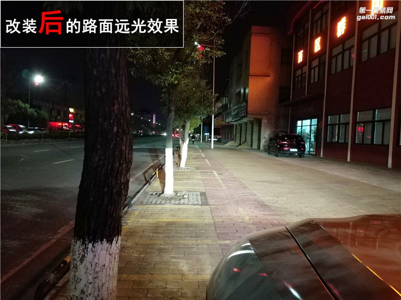 寶馬X5原車博士雙光透鏡嚴(yán)重老化，燈光不夠亮，夜晚行車安全隱患重重？升級進(jìn)口海拉五+歐司朗CBI套裝輕松解決！清風(fēng)車影燈改