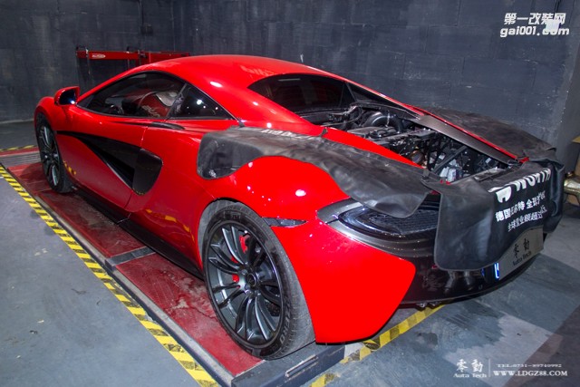 邁凱倫570S改裝AK排氣-湖南長沙專業(yè)豪車改裝