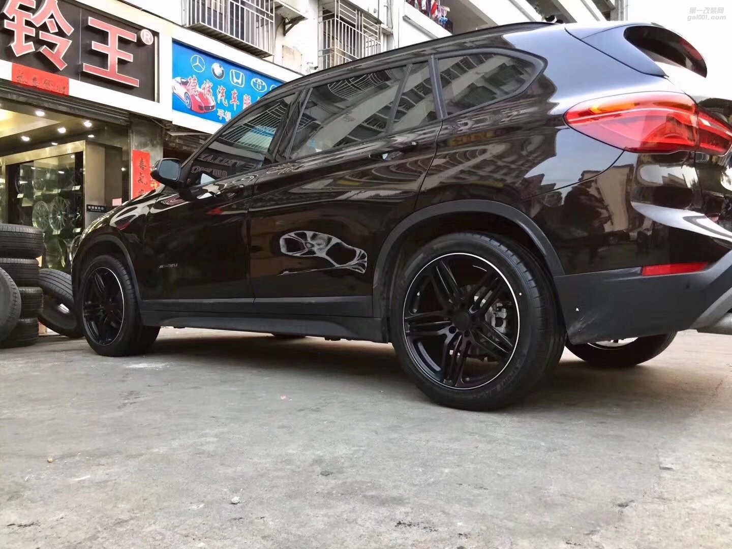 寶馬，換 RAYS TRINITI 19寸 完工！
