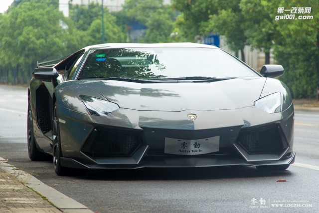 蘭博基尼LP700改裝綿繡灰變色膜-湖南專業(yè)豪車改裝