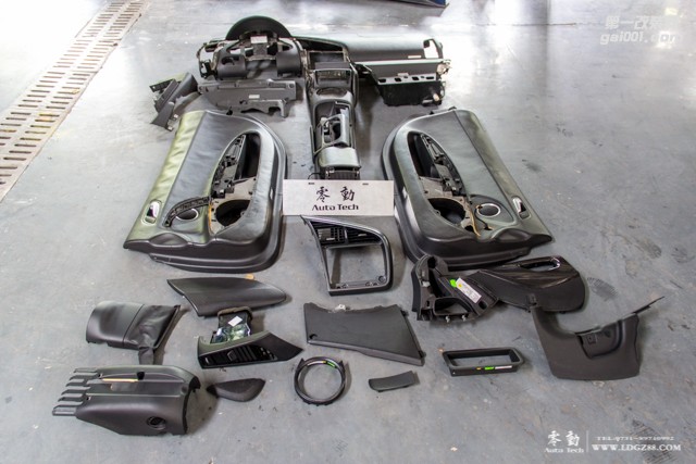 奧迪R8全車真皮內(nèi)飾改裝、鉆石白改色膜-長(zhǎng)沙專業(yè)豪車改裝