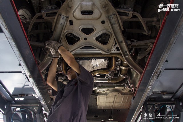 保時(shí)捷718Cayman改裝案例-更換VHP全段閥門(mén)排氣、秒表