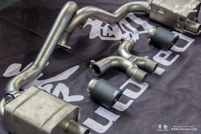 保時(shí)捷718Cayman改裝案例-更換VHP全段閥門(mén)排氣、秒表