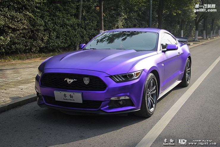 野馬電光紫、星空頂、特斯拉大屏-湖南專業(yè)豪車改裝