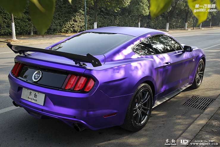 野馬電光紫、星空頂、特斯拉大屏-湖南專業(yè)豪車改裝