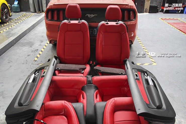 野馬電光紫、星空頂、特斯拉大屏-湖南專業(yè)豪車改裝