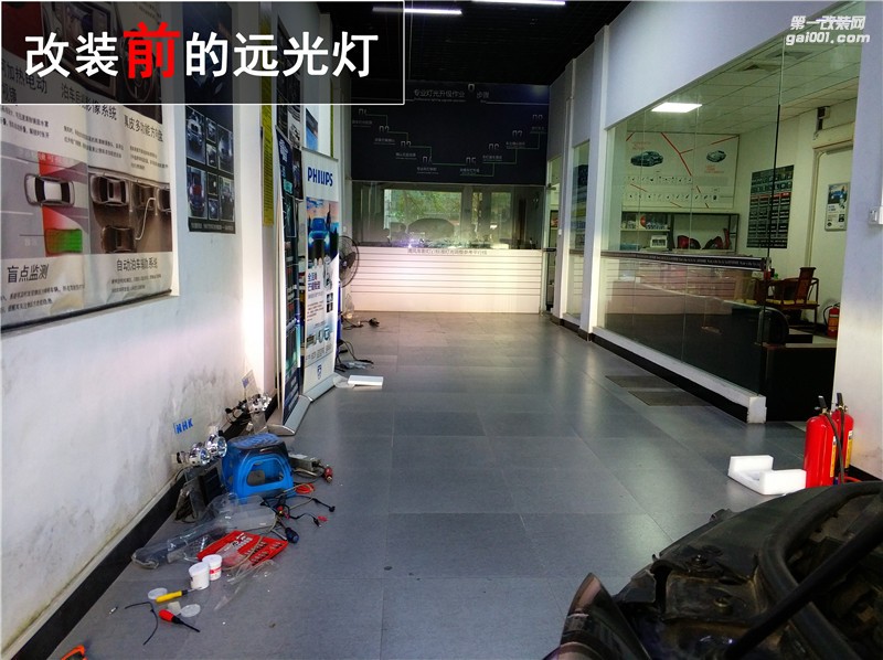 中山老奧迪Q7車燈改裝 升級(jí)海拉五雙光透鏡 解決車燈問題！——清風(fēng)車影燈改