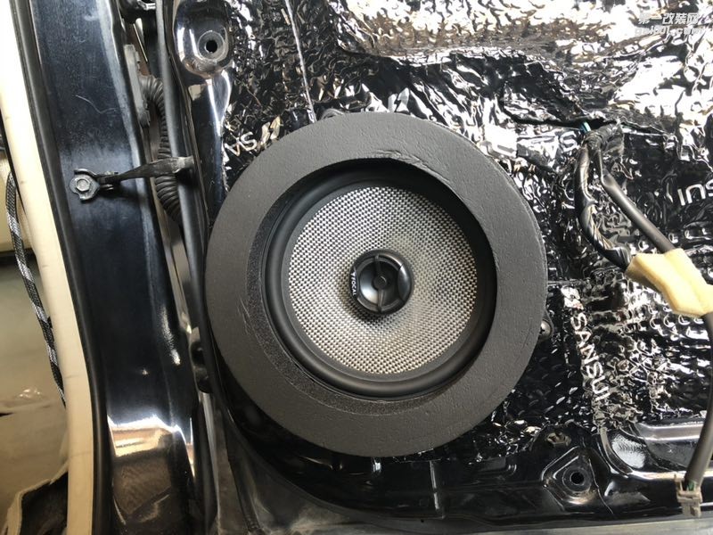 日產(chǎn)天籟全車隔音降噪音響改裝法國勁浪165AS3三分頻英國創(chuàng)世紀(jì)功放享受甜美人聲天籟之音汕頭市星悅汽車音響
