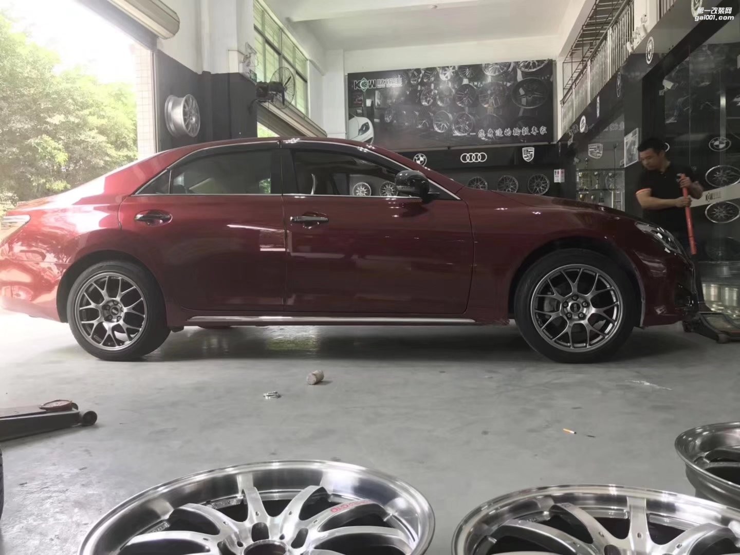 銳志，換 EVO 原裝 18寸 完工！