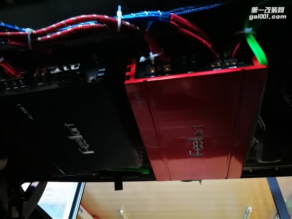 奧迪A4自買后忍無(wú)可忍 改裝汽車音響 提升駕駛樂(lè)趣 泉州山水汽車音響改裝