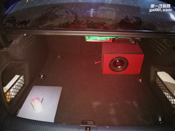 奧迪A4自買后忍無(wú)可忍 改裝汽車音響 提升駕駛樂(lè)趣 泉州山水汽車音響改裝