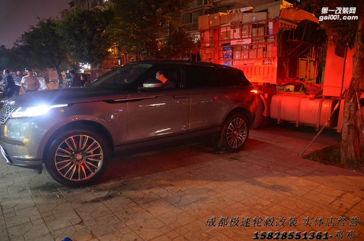 成都極速鄧鄧 路虎星脈改裝21寸定制鍛造輪轂裝車案例