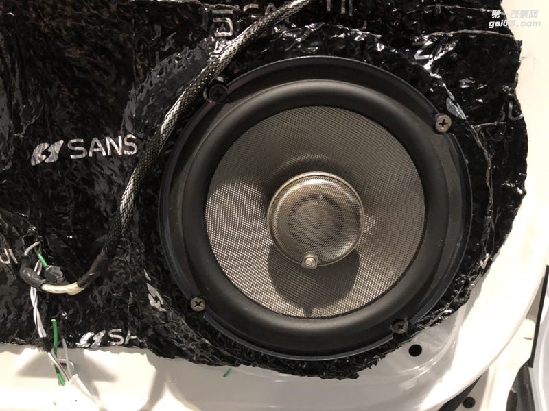 寶沃BX7升級四門隔音降噪音響改裝HERTZ意大利赫茲套裝美國CDT西迪聲低音炮星悅B套餐汕頭市星悅汽車音響
