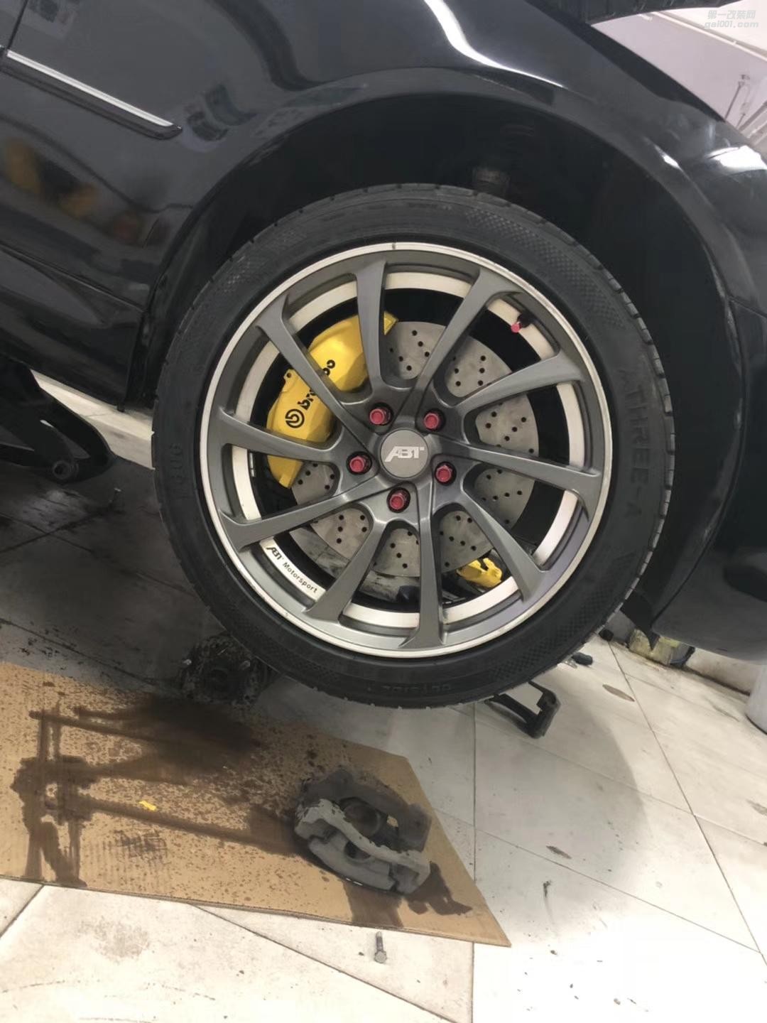 昆山銳志改裝is430前4后2剎車加LT減震