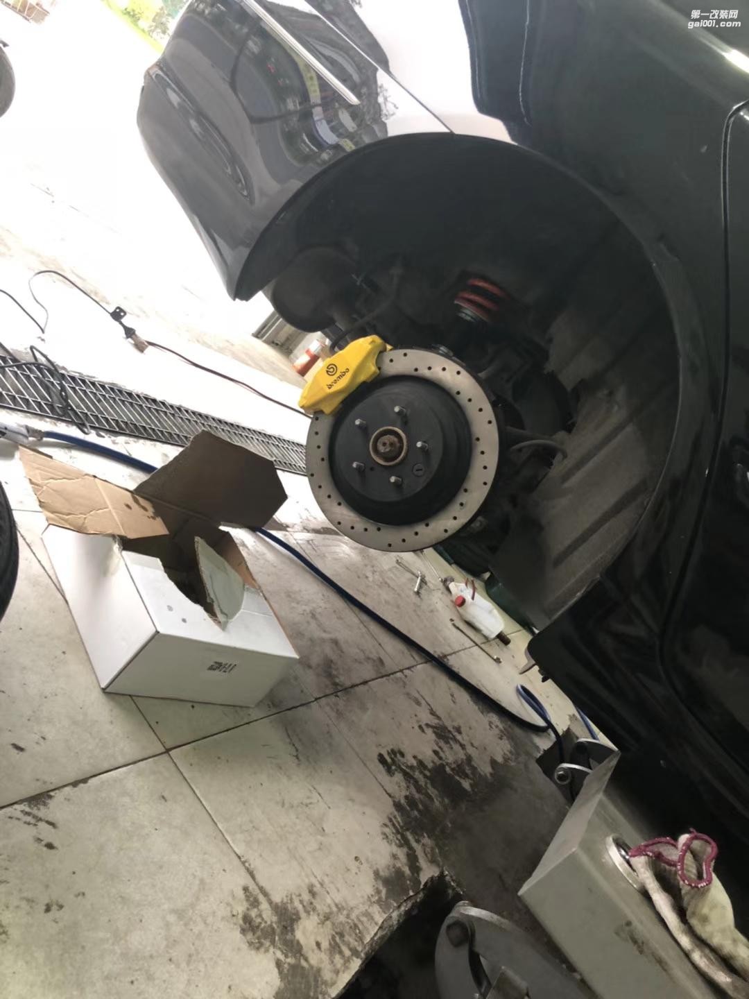昆山銳志改裝is430前4后2剎車加LT減震