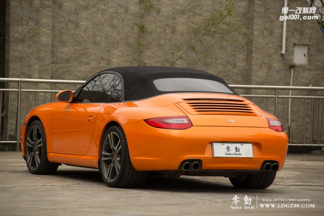 保時捷911全車香金橙貼膜改色-長沙專業(yè)貼膜去哪里