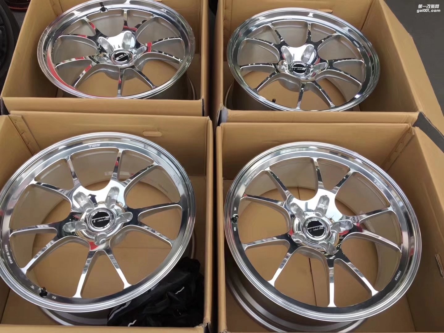 全新展車拆下，全精拋日本  TWS 最新款 GT283    20寸 9.5J ET22 10.5J ET35 5-120 鍛造