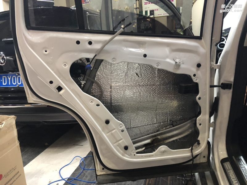 大眾途觀升級STEG史泰格隔音降噪音響改裝法國勁浪喇叭側耳傾聽音質飽滿通透汕頭市星悅汽車音響