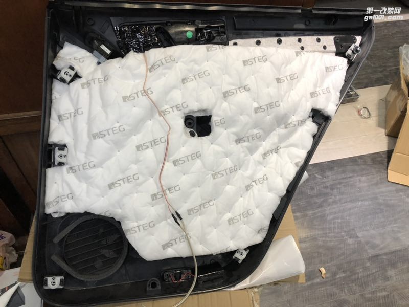 大眾途觀升級STEG史泰格隔音降噪音響改裝法國勁浪喇叭側耳傾聽音質飽滿通透汕頭市星悅汽車音響