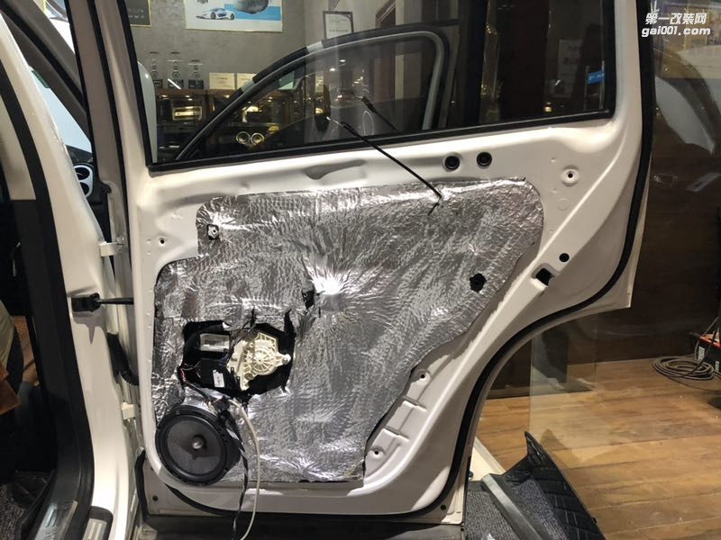 大眾途觀升級STEG史泰格隔音降噪音響改裝法國勁浪喇叭側耳傾聽音質飽滿通透汕頭市星悅汽車音響