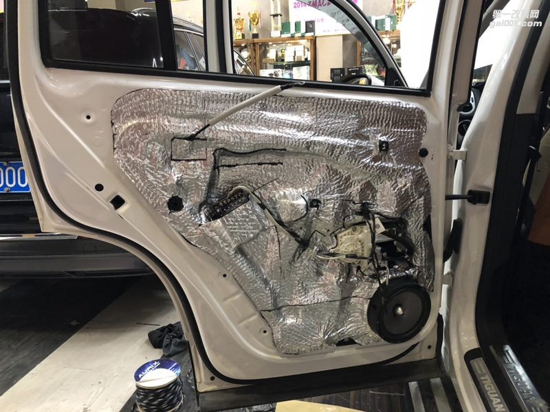 大眾途觀升級STEG史泰格隔音降噪音響改裝法國勁浪喇叭側耳傾聽音質飽滿通透汕頭市星悅汽車音響