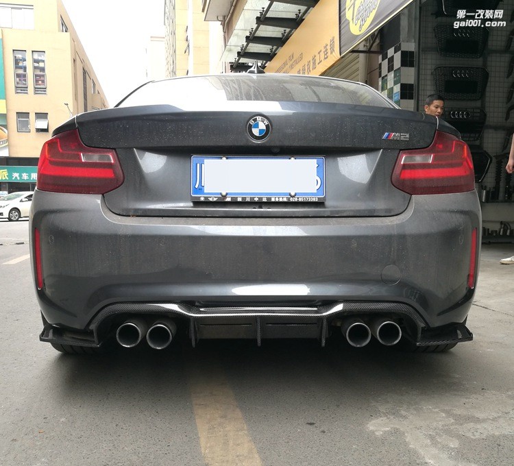 成都寶馬M2改裝MTC碳纖小包圍