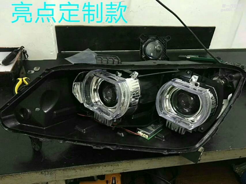 長安悅翔V7寶馬款大燈升級