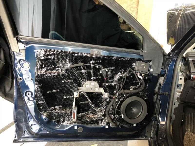 汕頭市專業(yè)改裝福特汽車音響改裝隔音降噪福特金牛座四門隔音降噪音響改裝意大利赫茲汕頭市星悅汽車音響