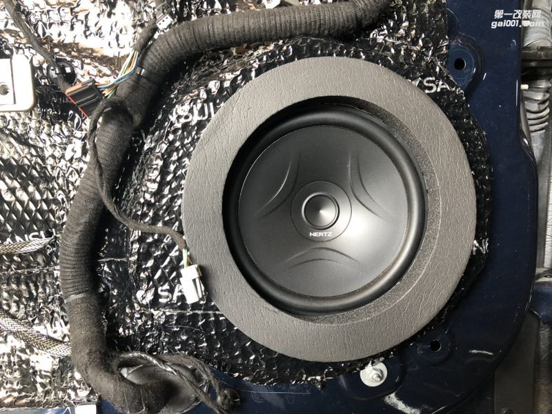 汕頭市專業(yè)改裝福特汽車音響改裝隔音降噪福特金牛座四門隔音降噪音響改裝意大利赫茲汕頭市星悅汽車音響